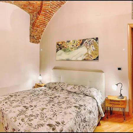 Apartament La Fiaba: Bilocale Nel Centro Storico Di